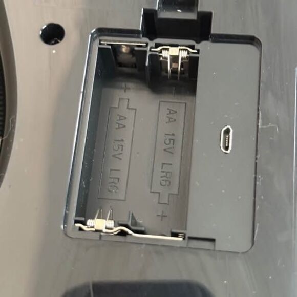 X BOX ONE Rock Band 4 Wireless Guitar Fender Stratocaster For Xbox One - Picture 7 of 7